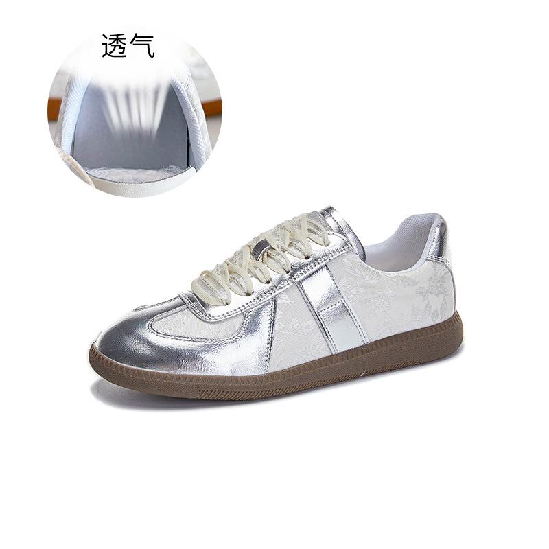 

Кожаные немецкие кроссовки женские 2025 новые летние дышащие сетчатые белые туфли в национальном стиле женские на плоской подошве универсальные повседневные женские туфли 40 серебряный