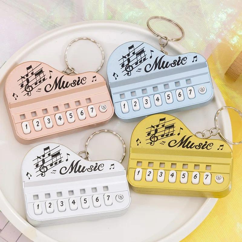 Mini Playable Piano Keychain Music Toy - Portable Electronic Organ Fidget Stress Relief Key Ring Bag Decoration Ornament Gift