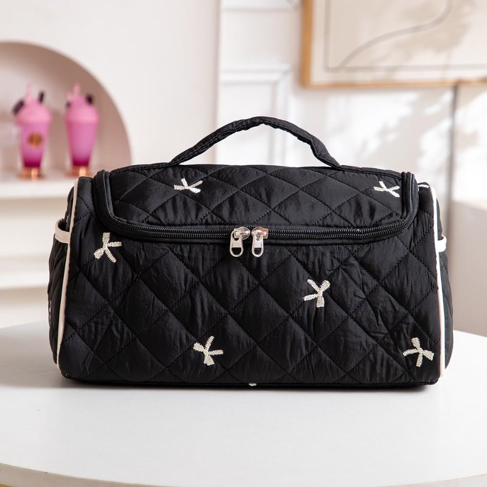 Trendy Toiletry Bag Quilted Makeup Bag Large Capacity Portable Cosmetic Bag Bowknot High-quality Travel Storage Pouch for Women