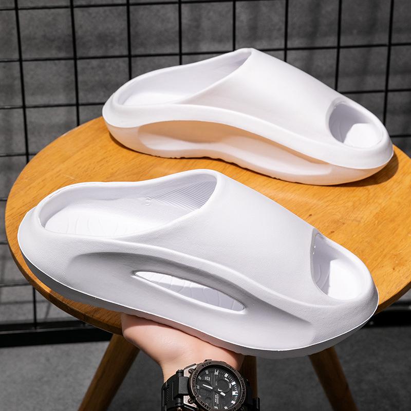 Men's Trendy 2025 Non-Slip Summer Slippers: Indoor Cool Comfort