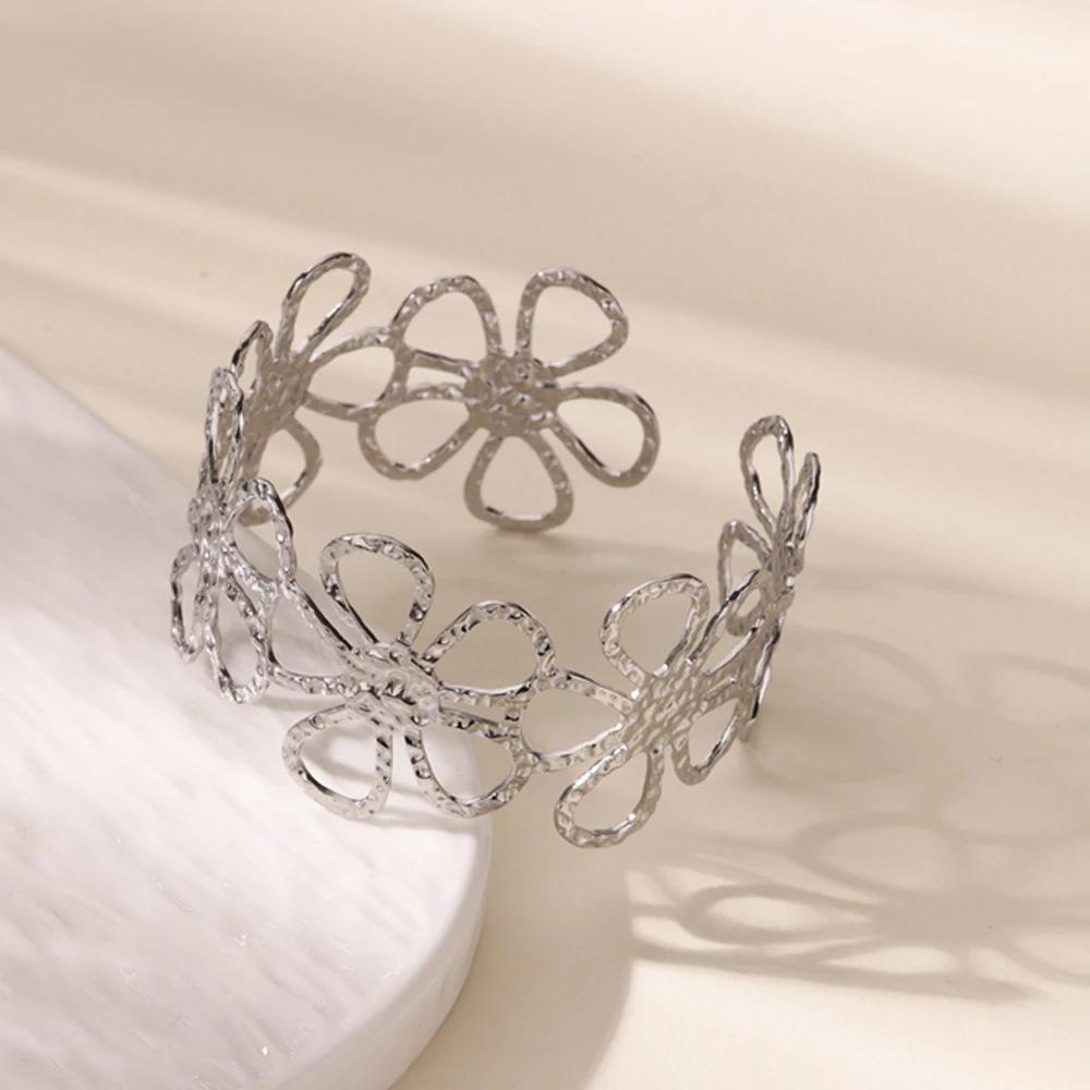Flower Hollow Chunky Cuff Bangles For Women Fashion Waterproof Geometric Bracelet Wide Hand Jewelry Pulseras Summer Gift