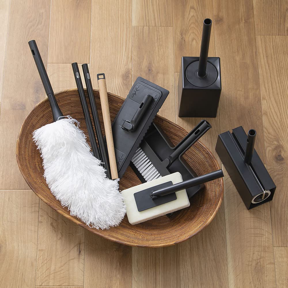 IRIS OHYAMA House Cleaning Set with Buttons for Easy On and Off and Extendable Handles To Prevent Body Can Be Stored Together and Hung for Warm
