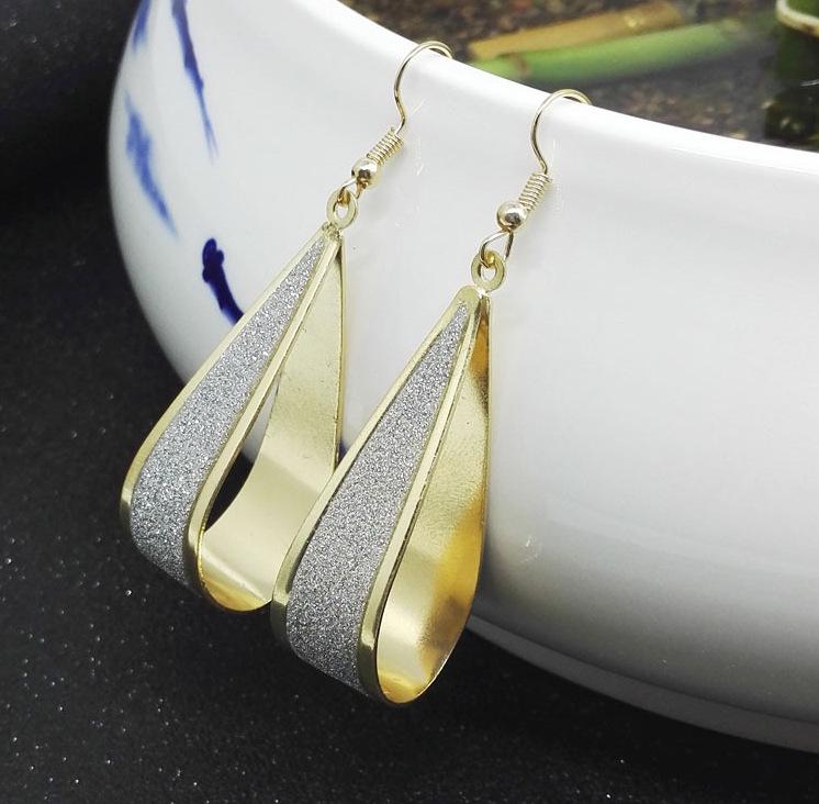 Trendige Rock Punk Spiral Ohrklemmen & Hängeohrringe für Damen