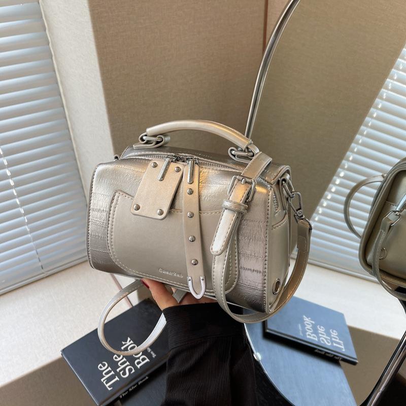 Bag Women's New Fashion Handbag Casual Versatile One Shoulder Crossbody Small Square Bag