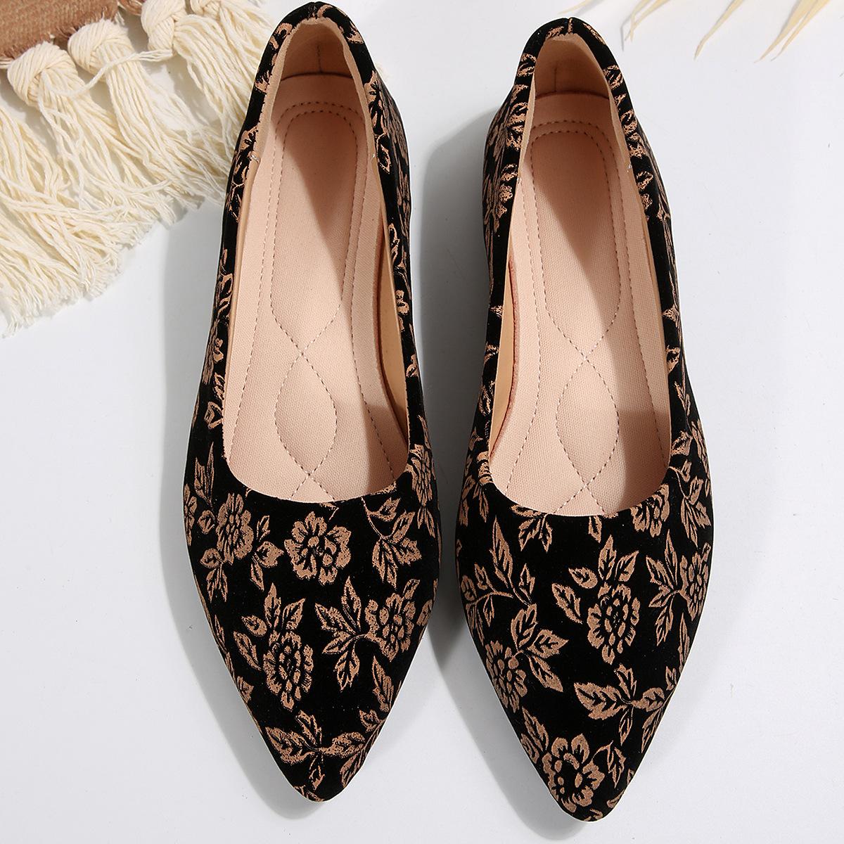 

2025 autumn foreign trade new large size spring, summer and autumn single shoes one pedal women s shoes casual single shoes 2025 direct sales 43