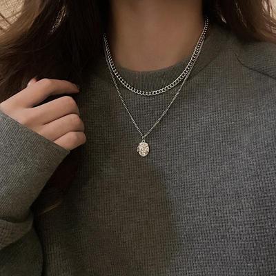 Elegante collana a doppio strato in acciaio al titanio - Elegante catena per clavicola leggera di lusso europea e americana