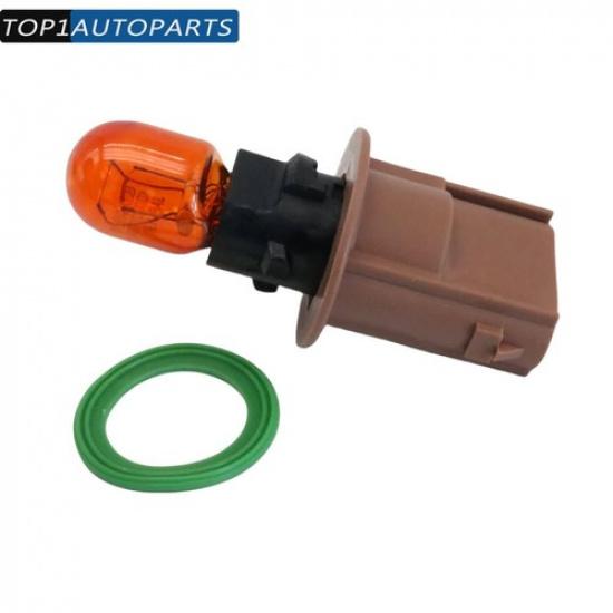 For Freightliner Coronado 2001- Turn Signal Socket & Bulb Plug A06-36848-000