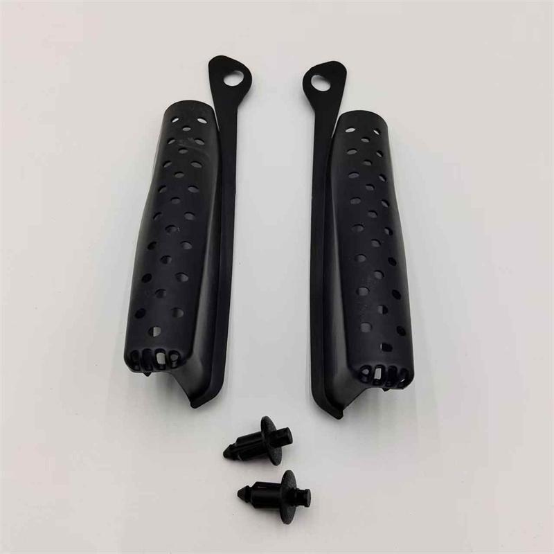 Kryty okapových žlabů pro Volvo XC60 2018-2025 Proti listí Blokování nečistot Odtokový žlábek stěračů Upravený odtok Dodatečná montáž Otvor pro odtok z kapoty