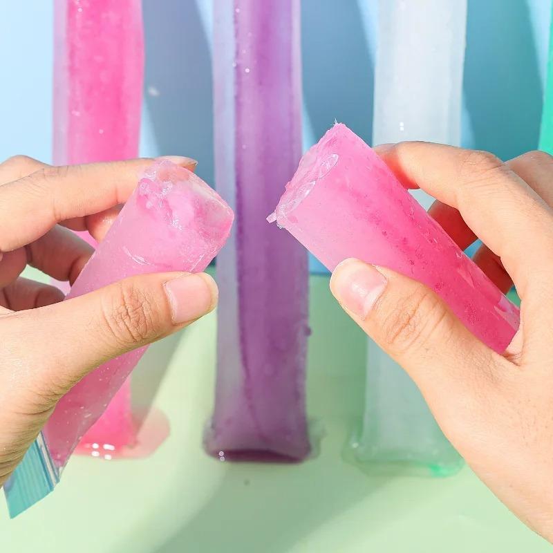 100pcs Summer Colorful Ice Cube Bags, Beverage & Cocktail Ice Cubes Bag, Self-Sealing Freezer Bags, Stackable Space-Saving for Summer Parties