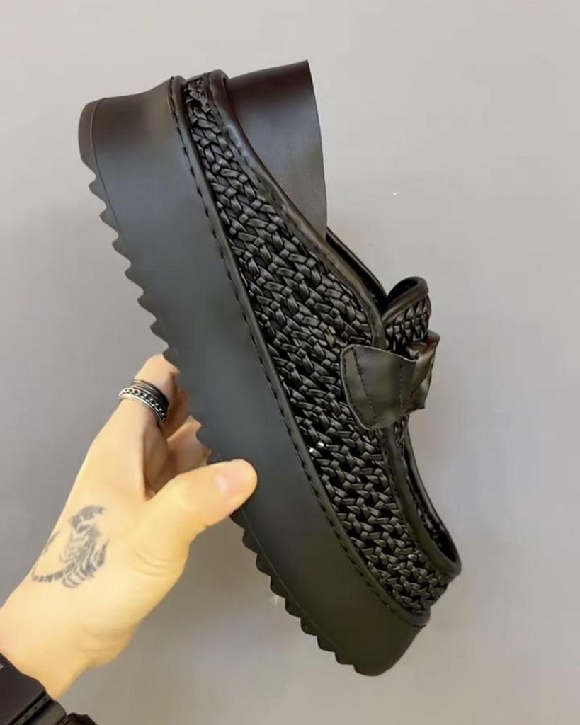 Mocasini Bărbați Stil European & American - Față Țesută Respirabilă, Talpă Groasă, Pantofi Casual Plați Perforați din Piele.