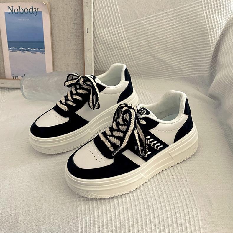 Autumn New Platform Muffin Shoes Women's Summer 2025 Casual Versatile Sports Board Shoes Ins Tide Increase White Shoes