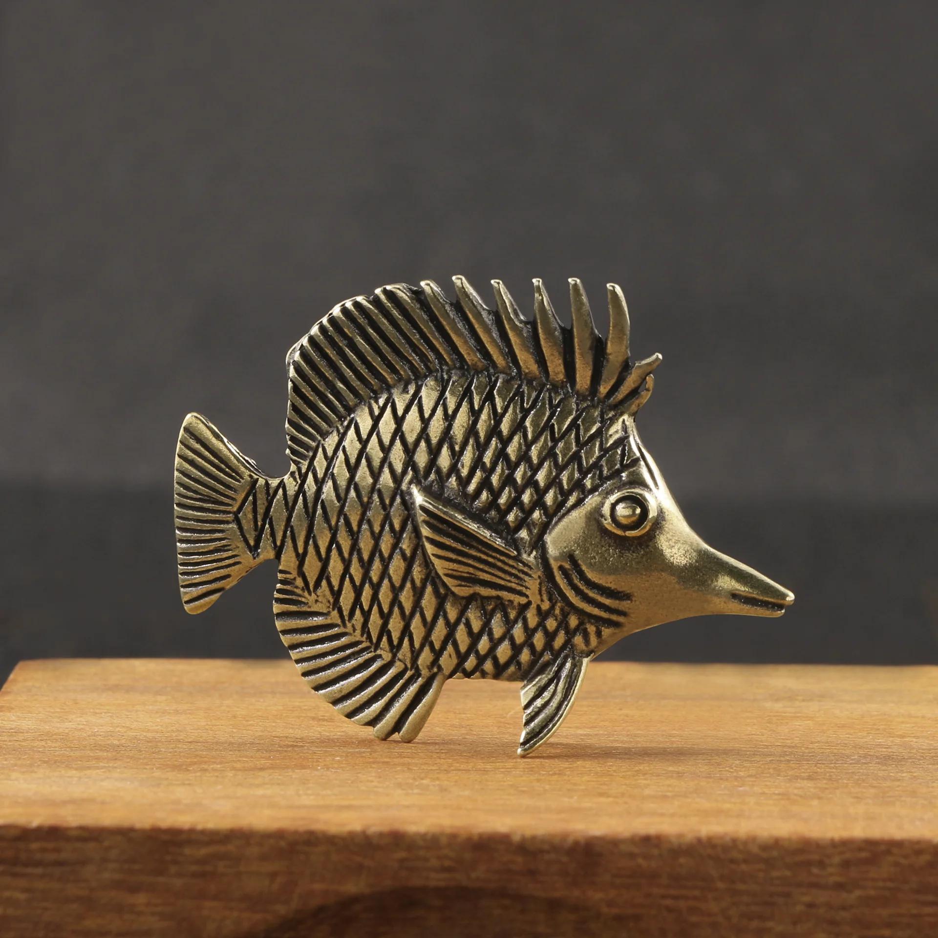 

Латунные Декоративные Рыбки Антикварные Милые Фигурки Украшение для Офисного Стола Могут Стоять Маленькие Рыбки Океан Медные Украшения Чайный Питомец