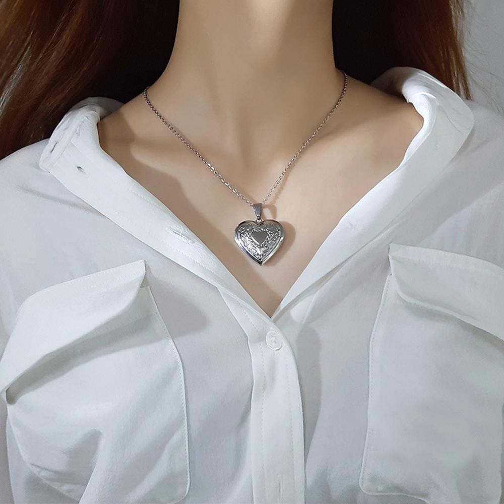 Romantic Love Heart Locket Pendant Necklaces For Women Silver Color Stainless Steel Photo Frame Promise Jewelry Chokers Gift