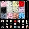 12 rutenett/eske Blandet harpiks Sløyfeknute Nail Art Dekorasjoner 3D Charms Kawaii Fargerik Sløyfe DIY Manikyrverktøy Deler