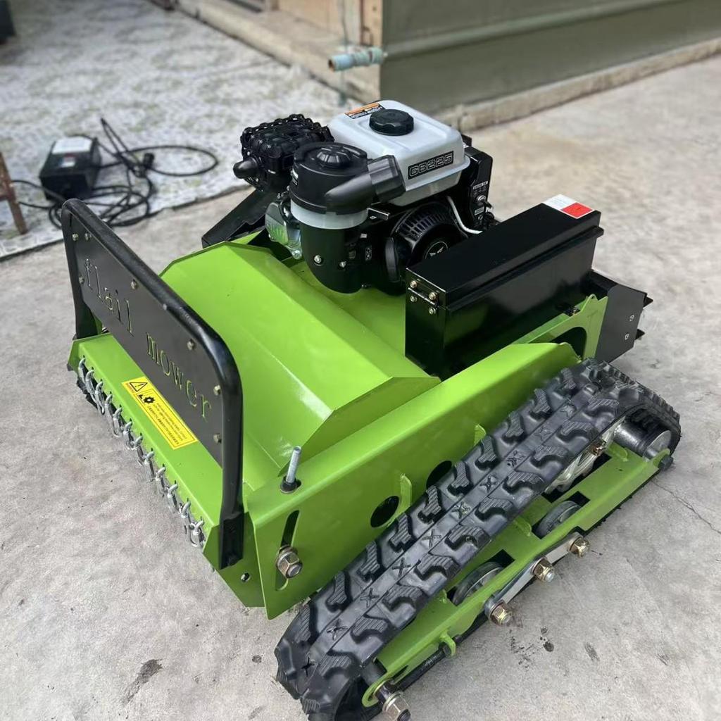Gasoline-Powered Crawler Mower & Mulcher for Weeds - CE Certified, Export to Russia
