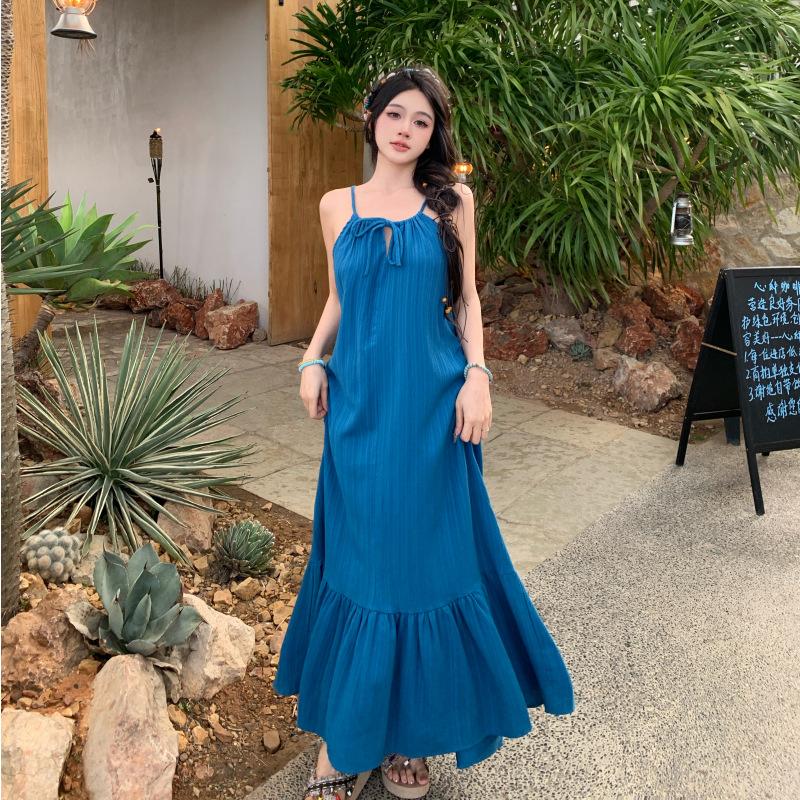 Summer new blue dress temperament long dress seaside vacation sleeveless suspender atmosphere beach dress