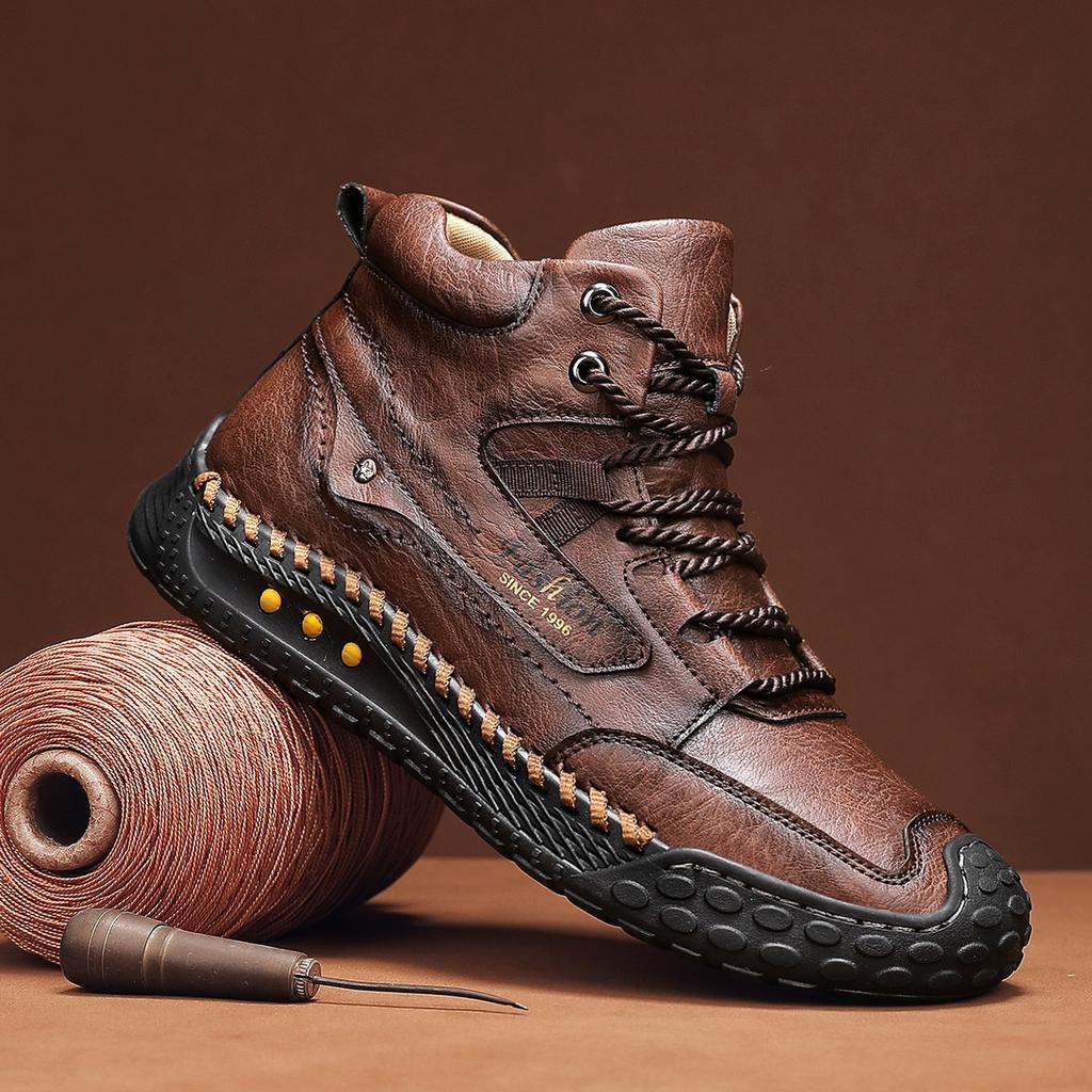 2026 New of Men's Boots for Autumn and Winter, Large-sized Retro Men's Leather Boots, Hand-sewn Outdoor Casual Ankle Boots