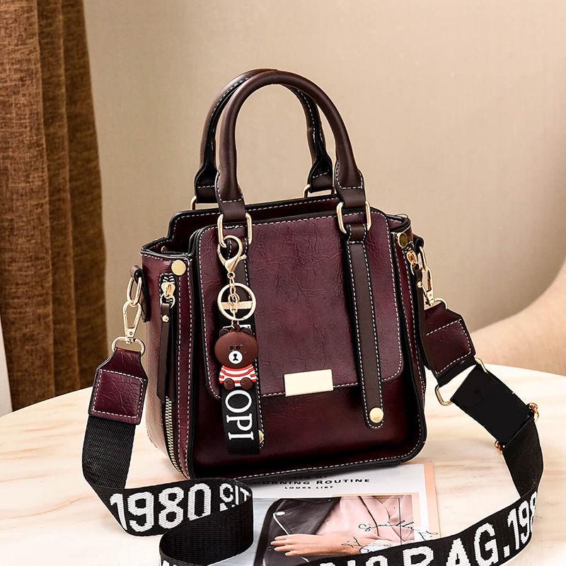 

Women s 2022 Retro Korean-Style Fashion Handbag: Simple, Casual Shoulder & Crossbody Bag