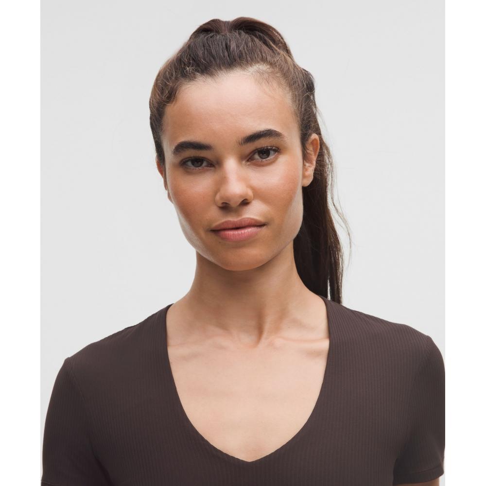 Lululemon All IT Takes RiBBeD Nulu V Neck T shirT  B D Cups Sequoia