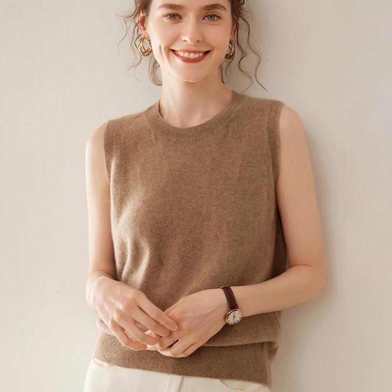 2025 Autumn Women's Sleeveless Versatile Cashmere Knit Vest