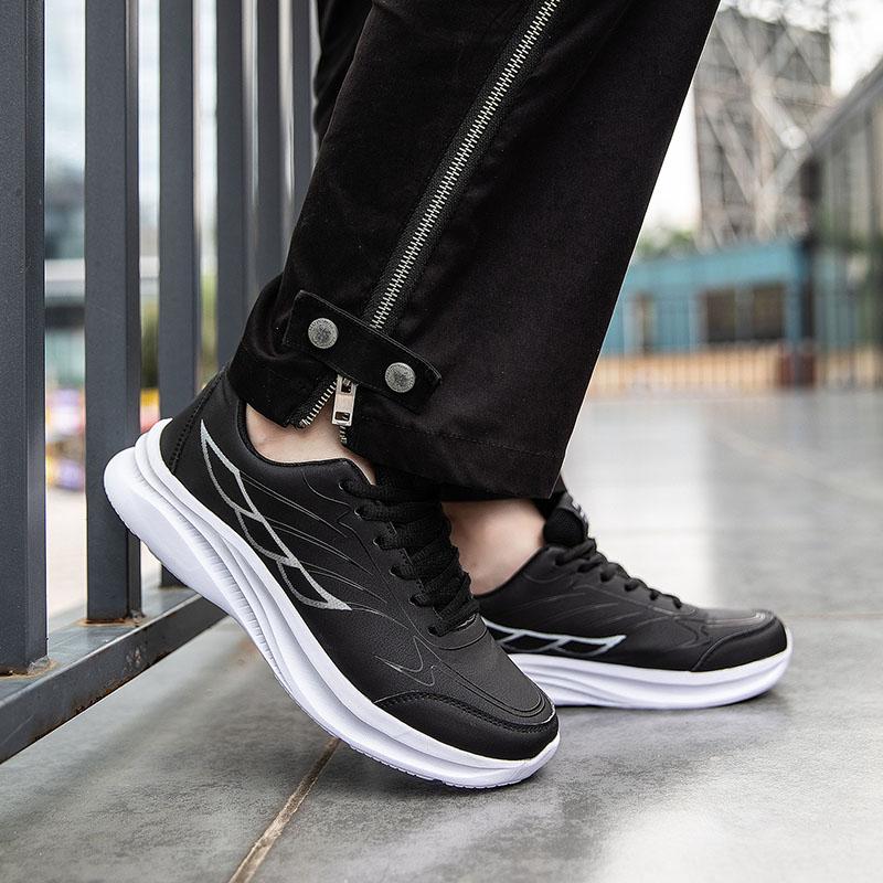 Fashion Men Sports Shoes Low Top Casual Vulcanized Shoes Men Soft Comfortable Breathable Sneakers for Men Zapatillas Hombre Leather Blac