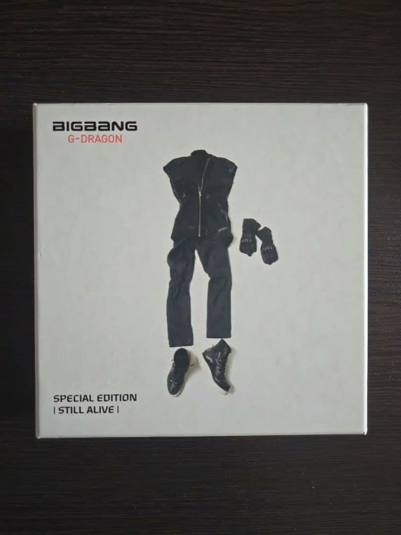 

[USED] Korean version of BIGBANG album STILL ALIVE G-DRAGON Jiyong