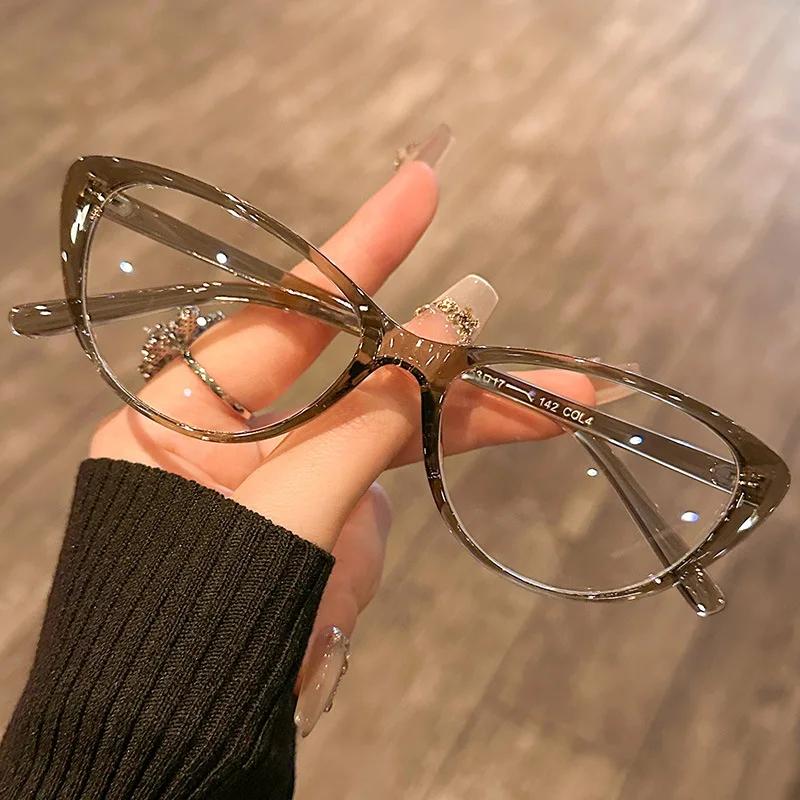 New Leisure Versatile Plain Glasses Retro Cat Eye Ultra Light Durable and Comfortable Unisex Blue Light Blocking Eyeglasses