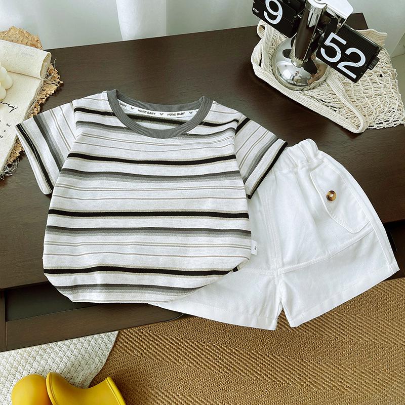 Stylish Boys' Summer Sports T-shirt & Shorts Set