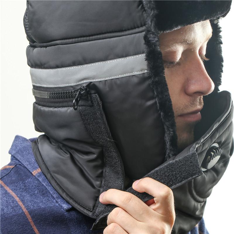 Men's and women's windproof and waterproof caps, thickened ear protectors, anti-haze masks, warm caps, scarves, and integrated removable winter caps.