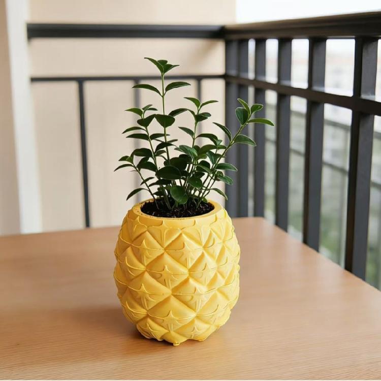 Elegant Pineapple Styles Multifunctional Desktop Accessory Pineapple Shape Decoration Pen Holder Makeup Brush Organizers
