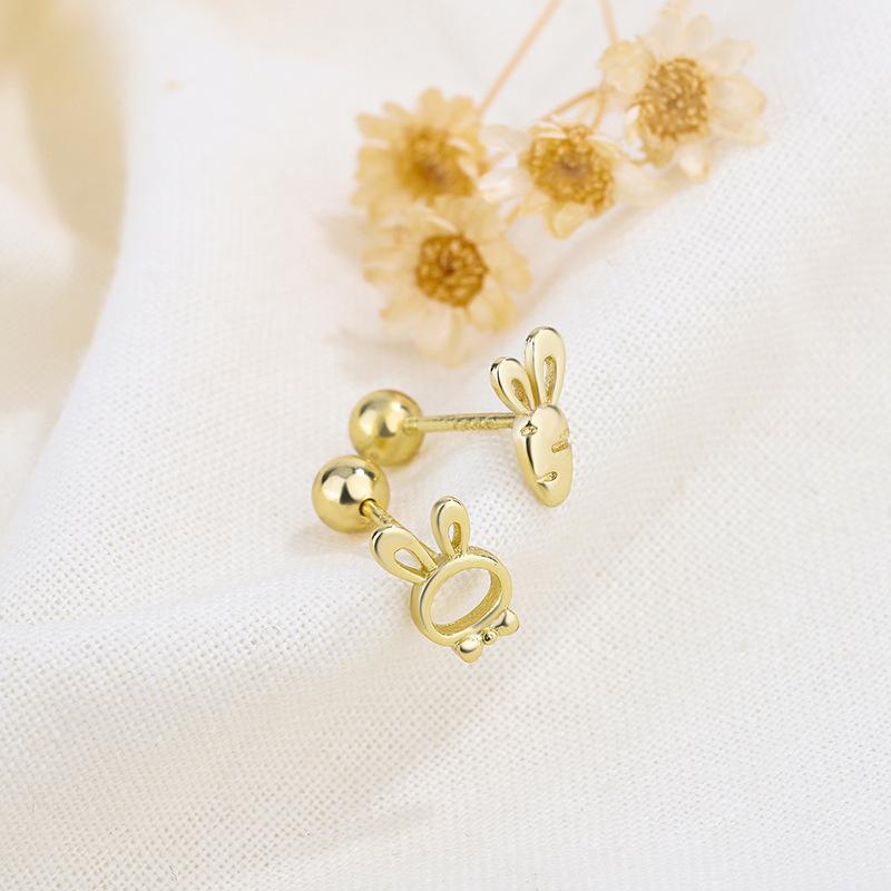 S925 Silver Rabbit Carrot Stud Earrings Screw Back Cartilage Piercing Hypoallergenic Sleep Friendly Jewelry For Women