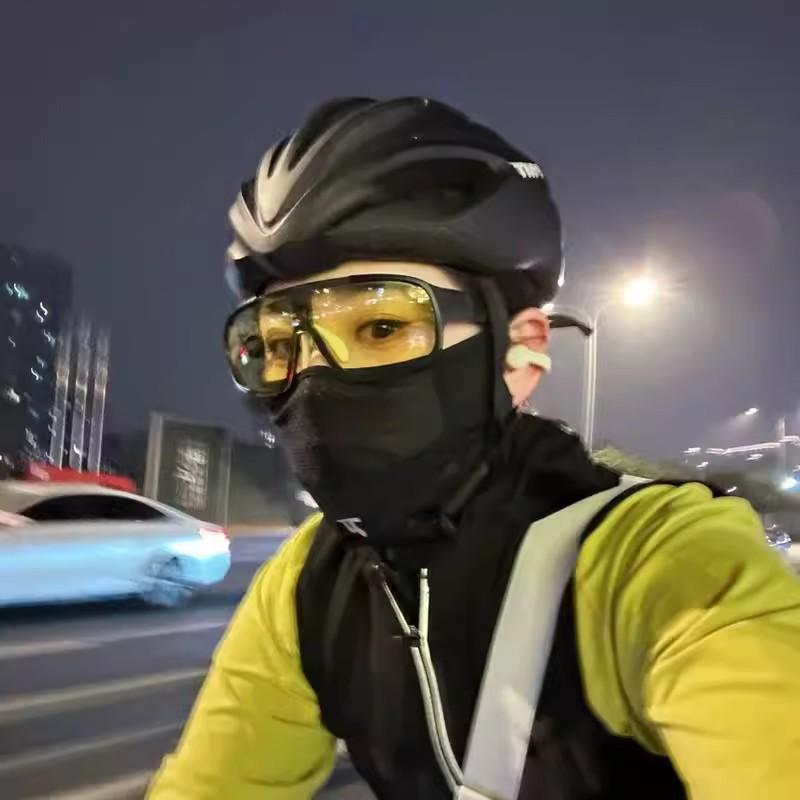 Day and night cycling glasses, outdoor sports photochromic sunglasses, wind and sand protection, mountaineering sunglasses, bicycle hiking goggles