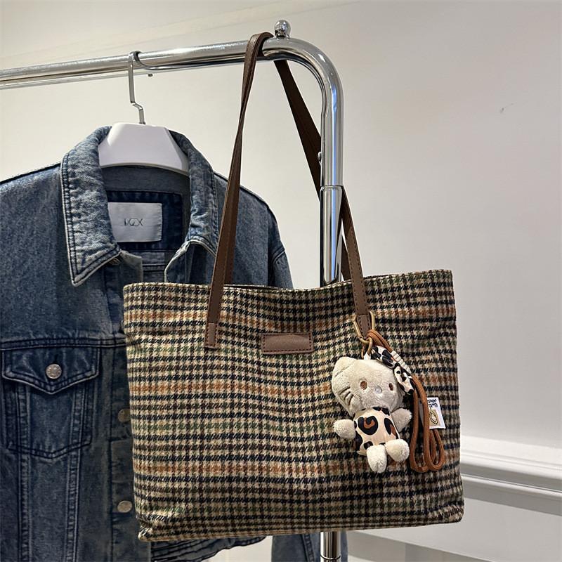 

Fashionable Brown Cool Casual Tote Bag For Daily Use With Unique Design Features Without Pendant коричневый