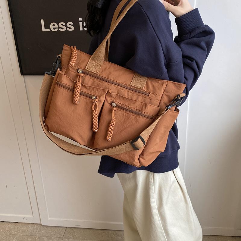 

2025 летняя новая сумка-тоут женская холщовая сумка-тоут большой вместимости женская сумка-тоут через плечо коричневый