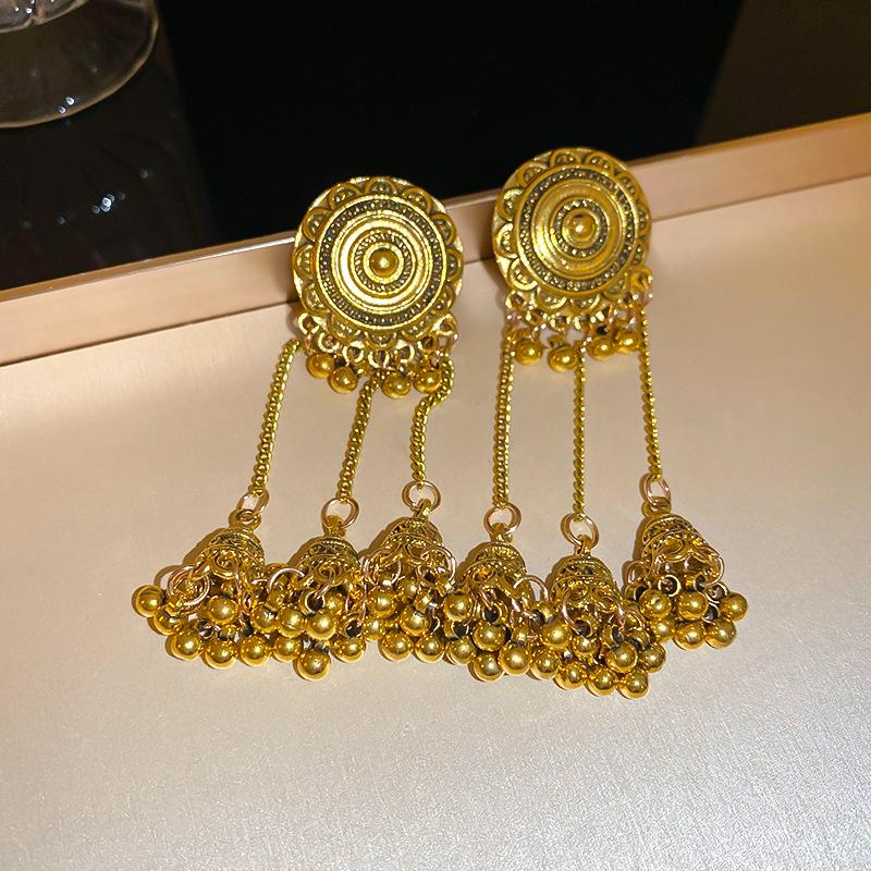 GemChic Women's New Vintage Hollow Round Tassel Fringe Earrings Ethnic Fashion Stud Earrings Birthday Christmas Jewelry Gift