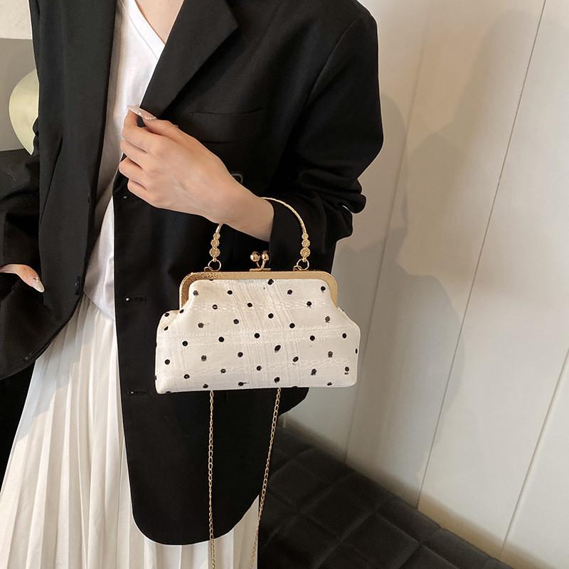 Modische Retro-Stil Damen PU-Leder Handtasche Klassisches Muschelschalen-Form Design