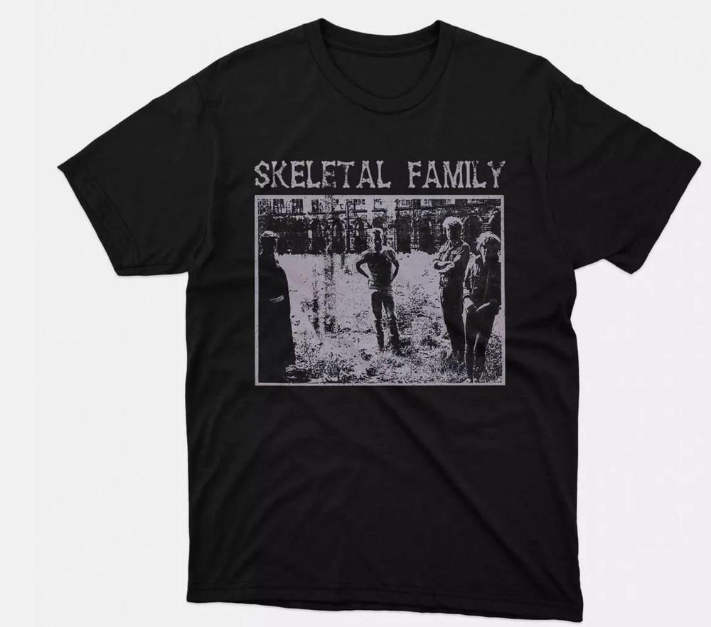 

Skeletal Family T-Shirt Bauhaus Xmal Deutschland Sisters of Mercy Unisex T-Shirt XXL