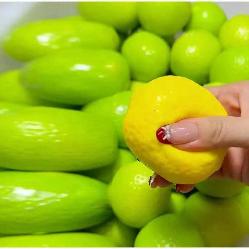 Crispy Lemon Squeeze Toy Color-Changing Lemon Lemon Squishy Toy Lemon Fidget Ball Sensory Play