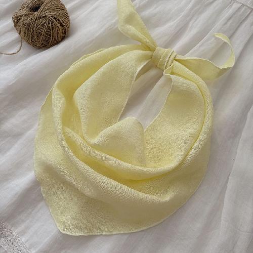 Aesthetic Thin Headscarf Neckerchief Versatile High-End Triangle Scarf for Women Artistic Fashion Outwear Bandana for Girls