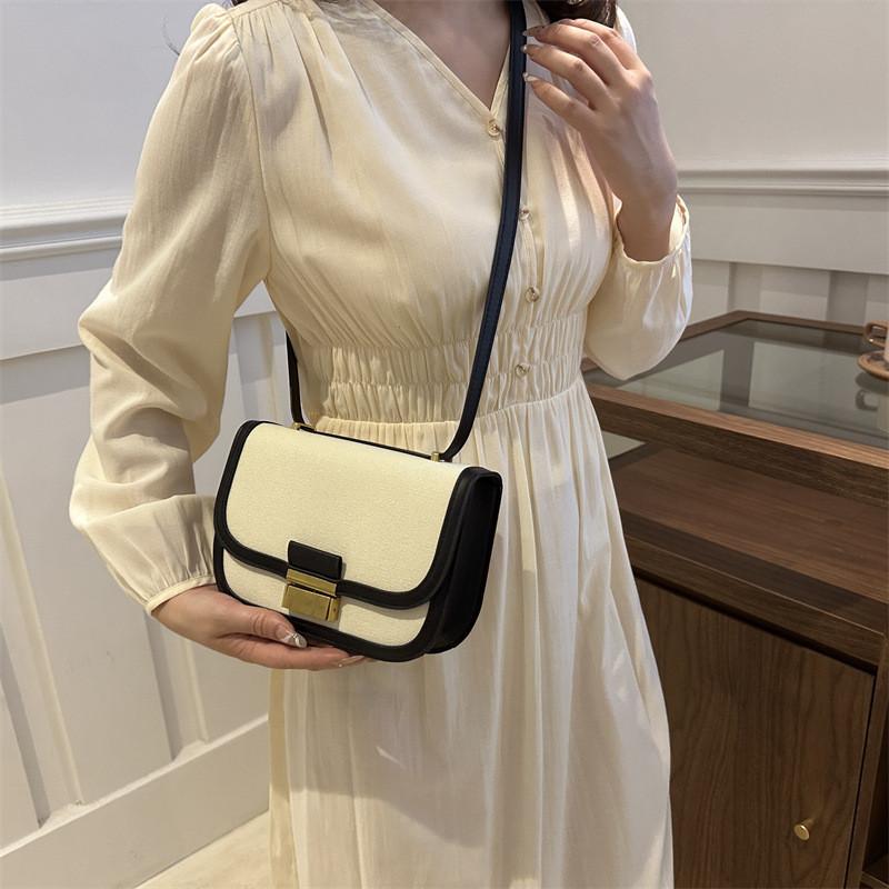 Trendy Korean Crossbody Women's Bag 2024 Fashionable Retro Color Block Design