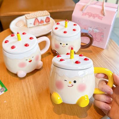 Cadeau d'anniversaire Tasse en céramique Aspect haut de gamme Tasse à eau pour gâteau pour petite amie Cadeau créatif Maison Mug mignon