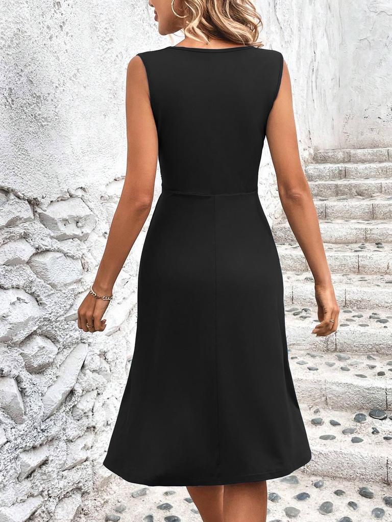 Women's Sleeveless Pleated V-Neck Midi Dress