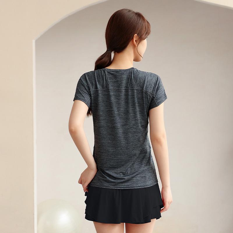Women's Plus Size Quick-Dry Slimming Yoga Top - Loose Fit, Sweat-Wicking Fitness Tee