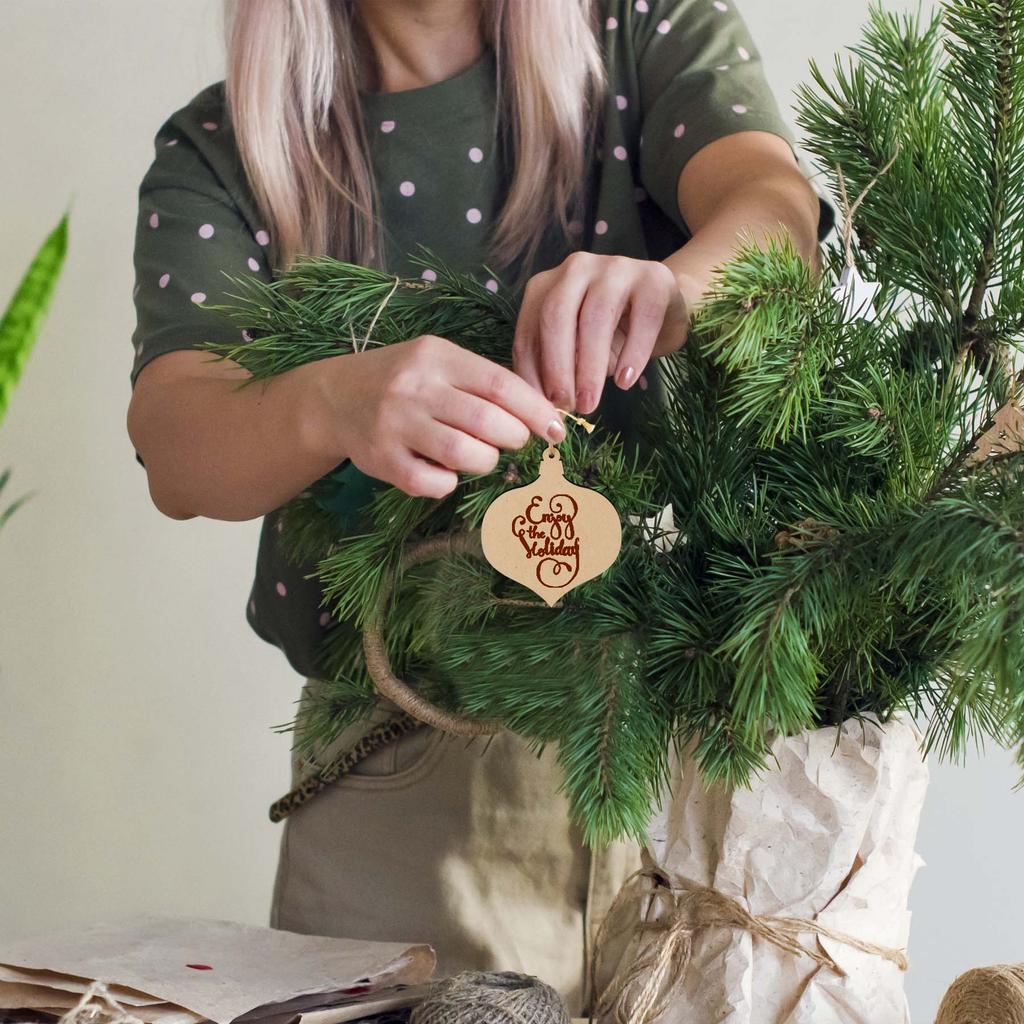 Inkdotpot Holzornament mit Löchern, 8,9 cm, unbehandelt, vorgebohrt, Naturholzscheiben zum Basteln, Holz-DIY-Weihnachtsornamente, Hängeseile, 40 Stück