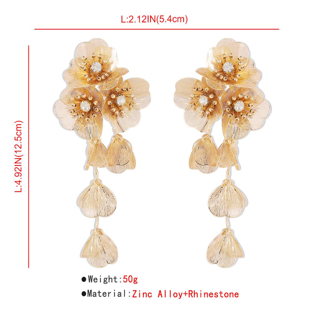 Cross Border Exaggerated 3D Geometric Earrings Heavy Metal Style Flower Design Runway Party Fashion Ear Jewelry