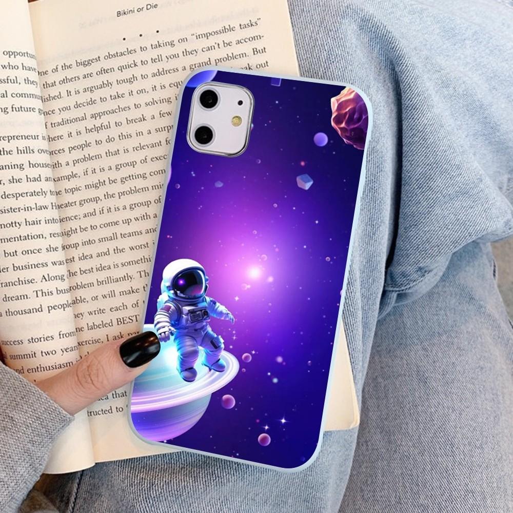 Space Astronaut Cartoon Phone Case For IPhone 14 11 12 13 Mini Pro Xs Max 8 7 6 6S Plus X XR Solid Candy Color Case