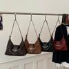Vintage Underarm Bag for Women Minimalist Shoulder Crossbody Purse Fashion Handbag Sle Wrinkles High-End Feeling Shoulder Bag