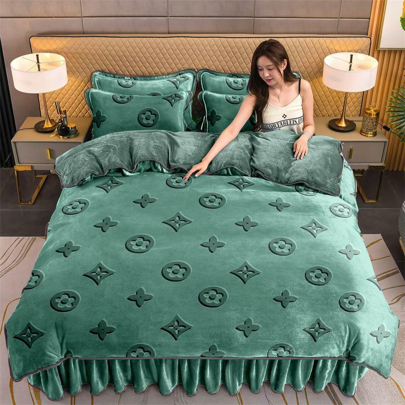 Winter thickened milk velvet four-piece set warm coral velvet double-sided velvet quilt cover bed sheet plus velvet bed skirt bedding
