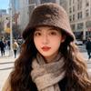 Neuer Plüsch Fischerhut für Damen mit großem Kopfumfang Warmer Plüsch Eimerhut Koreanischer Stil Modischer Gesicht zeigender kleiner Beckenhut