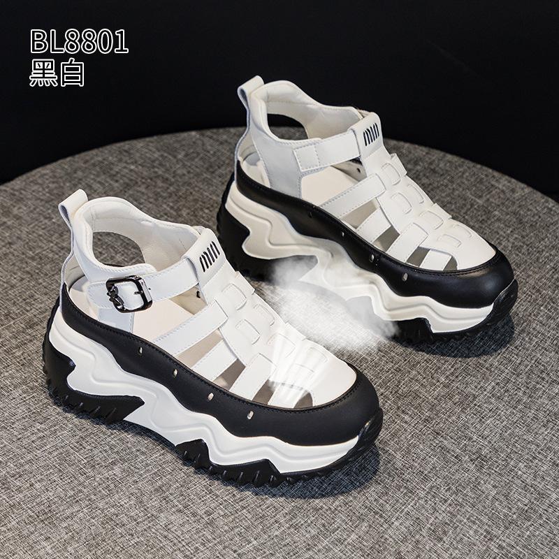 thick-soled Roman leather sandals summer new national style thick-soled inner height increase small casual pig cage shoes